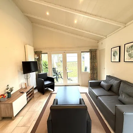 Holiday home Bungalowpark - Schakel 6 Simpelveld