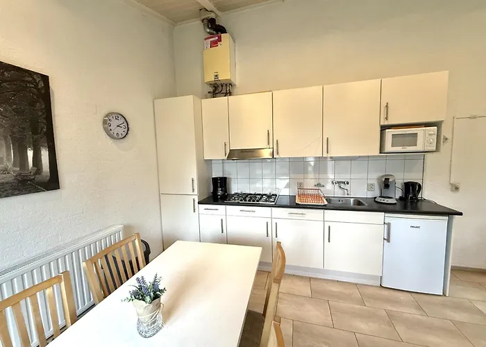 Дом отдыха Bungalowpark - Schakel 6 *