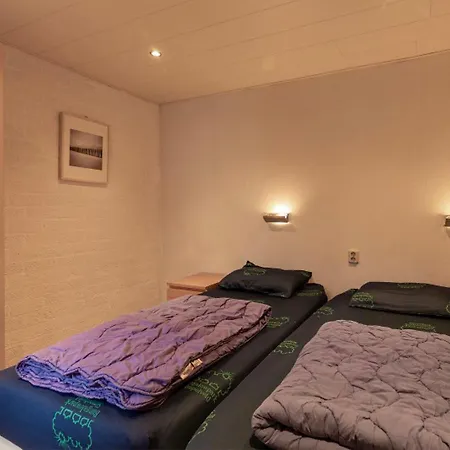 Bungalowpark - Schakel 6 *